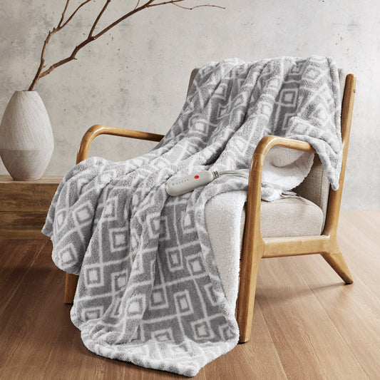 Amira - Dream Soft Heated Throw - Gray Geo Sharper Image