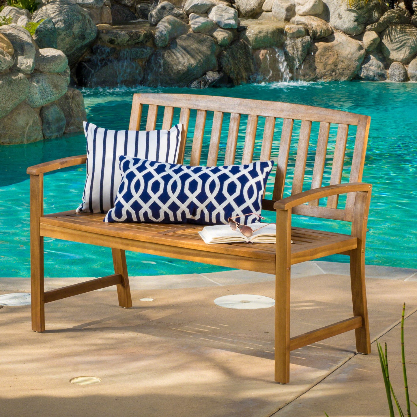 Farmhouse Style Loja Bench Indoor / Outdoor Noble House