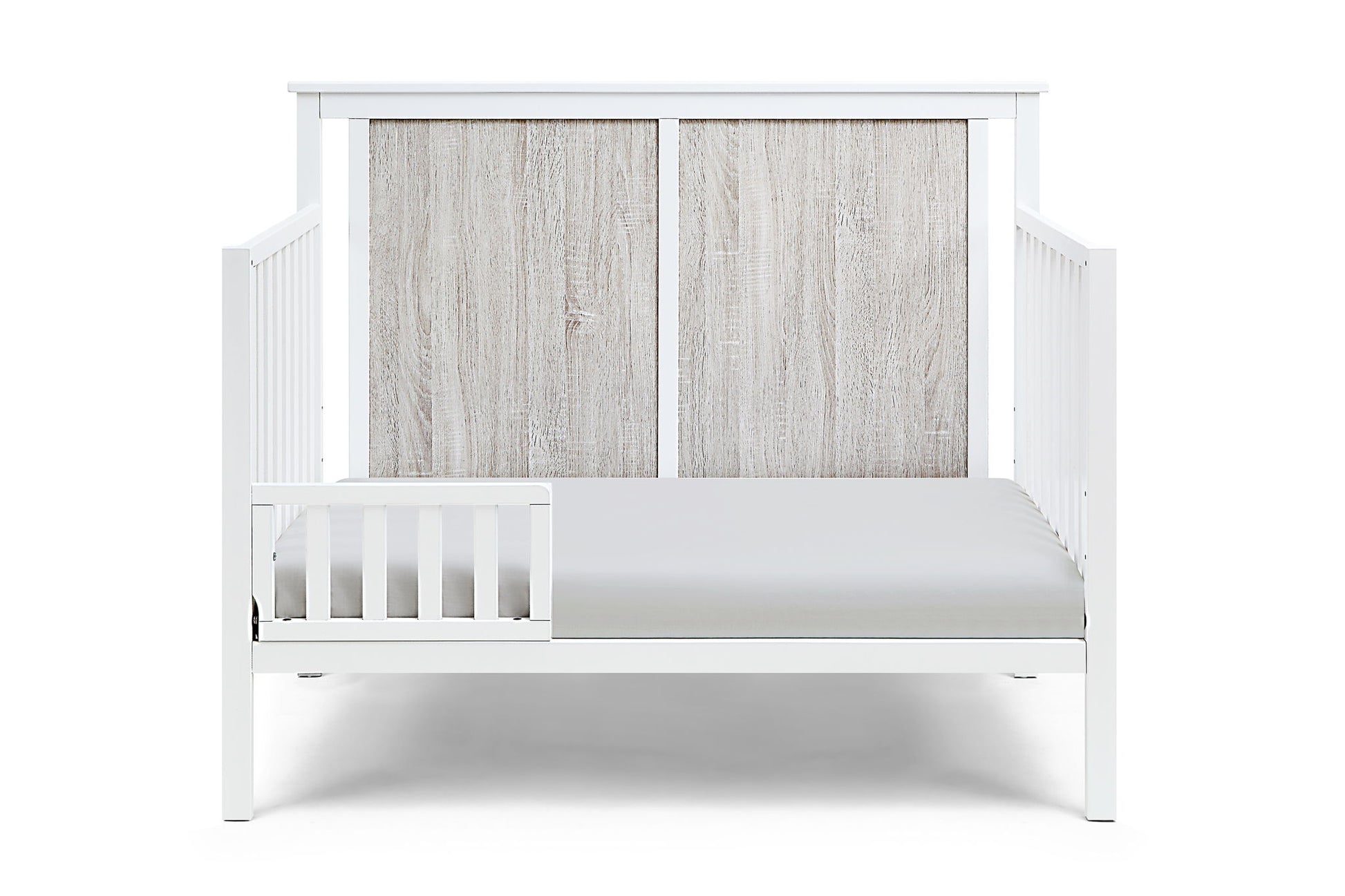 Connelly - 4-in-1 Convertible Crib Suite Bebe