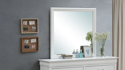 Traditional Wall Mirror For Any Space Glory Furniture