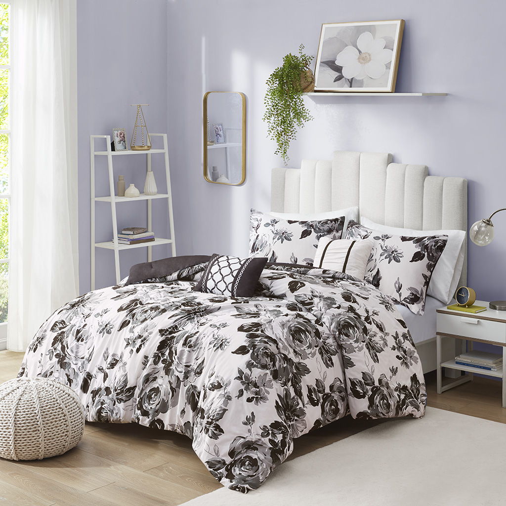 Dorsey - Floral Print Comforter Set - Black / White Intelligent Design
