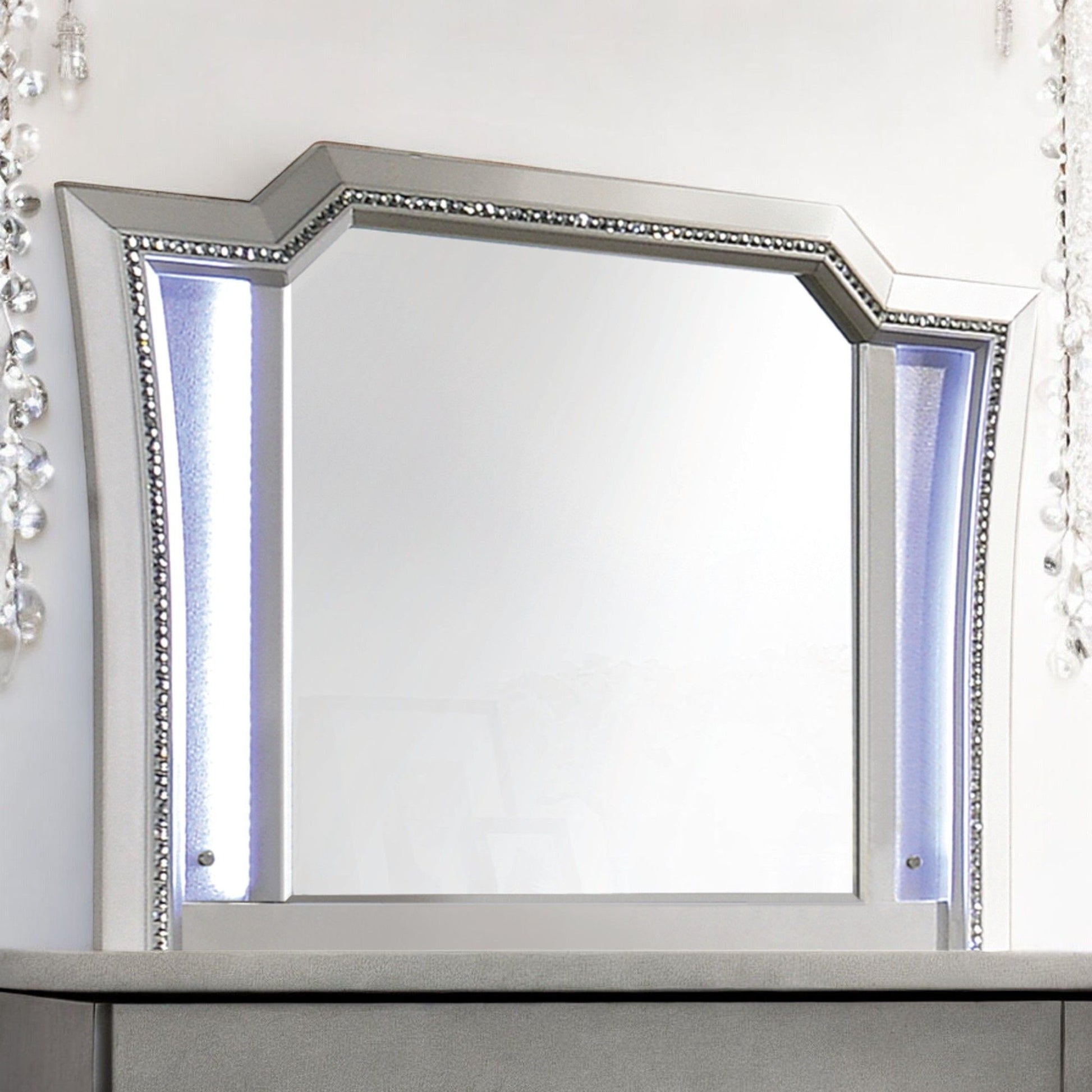 Kaitlyn - Mirror With LED Acme
