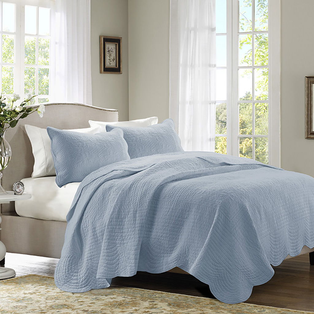 Tuscany - 3 Piece Full Reversible Scalloped Edge Quilt Set - Blue