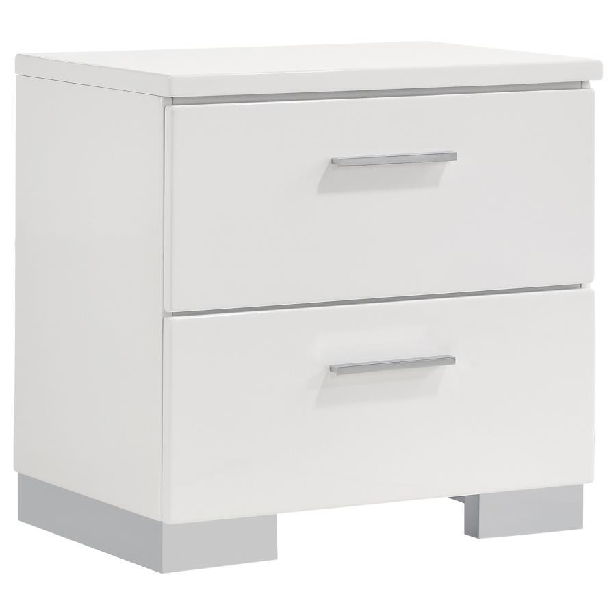 Jeremaine - Upholstered Platform Bedroom Set With LED CoasterEssence