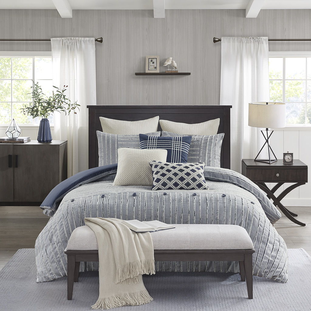 Essence - Oversized Cotton Clipped Jacquard Comforter Set With Euro Shams and Throw Pillows - Light Blue Madison Park Signature