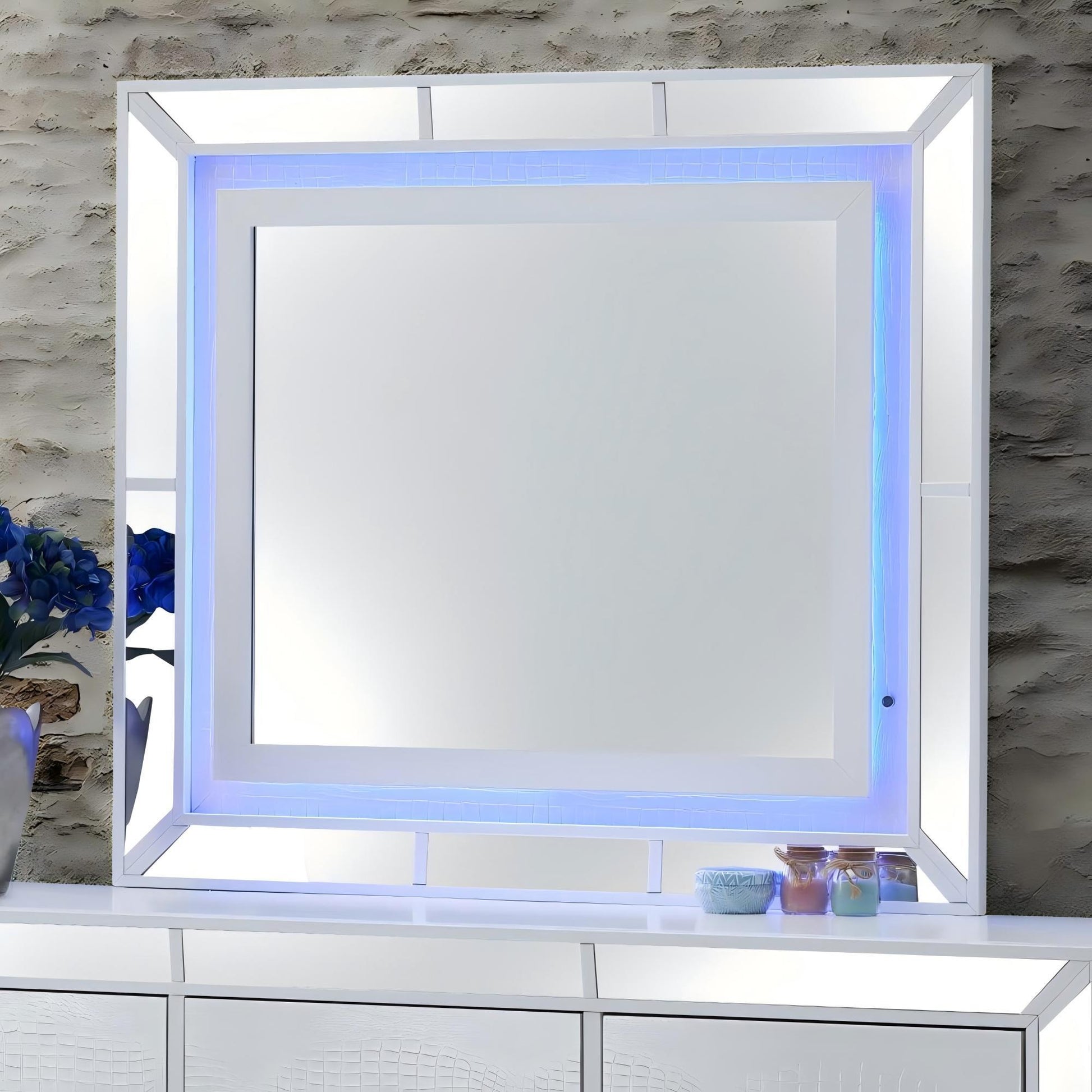 Hollywood Hills - Mirror - White Glory Furniture