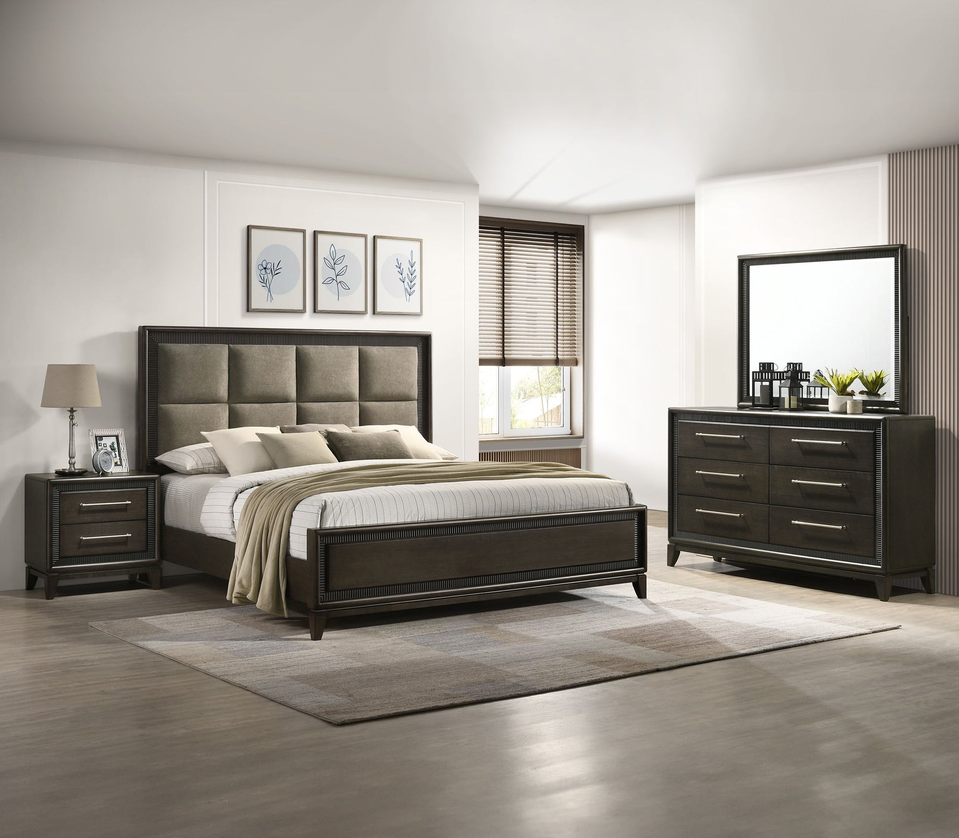 Saratoga - Upholstered Bedroom Set Crown Mark