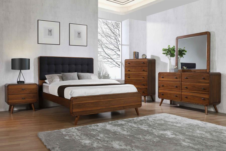 Robyn - 6-Drawer Bedroom Dresser CoasterEssence