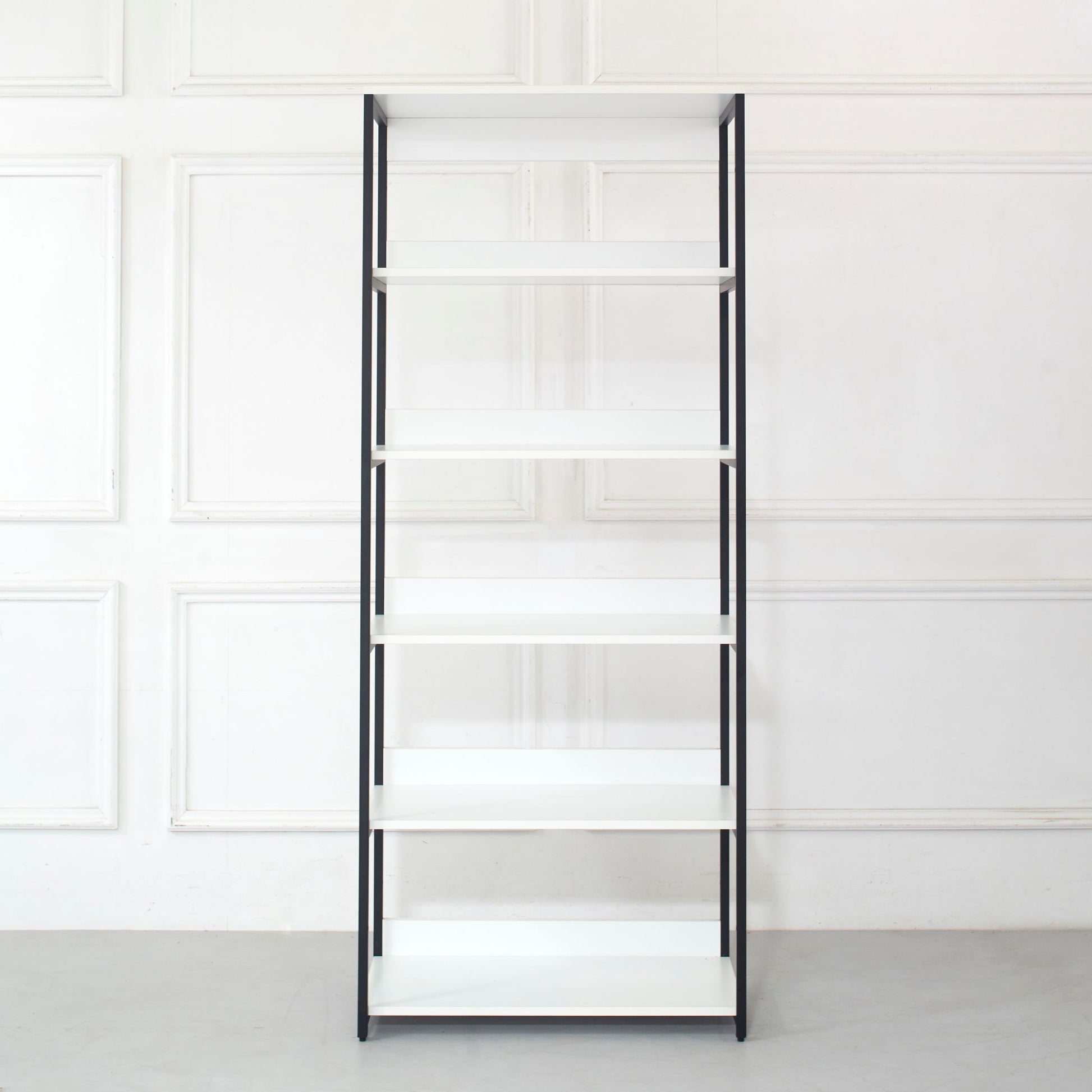 Fiona - Walk In Closet With Shelves Home Essentials
