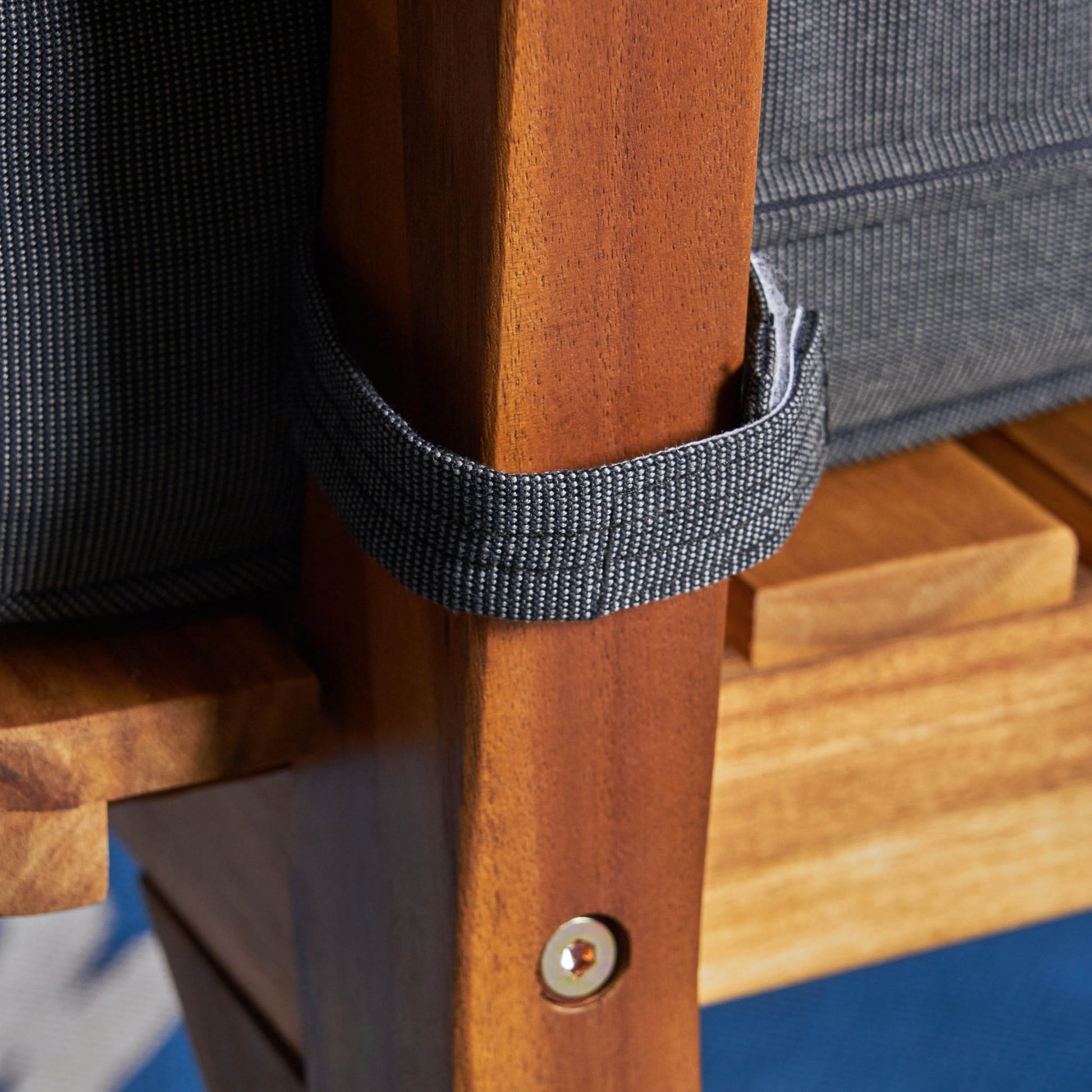 Balmoral - Loveseat - Gray Noble House