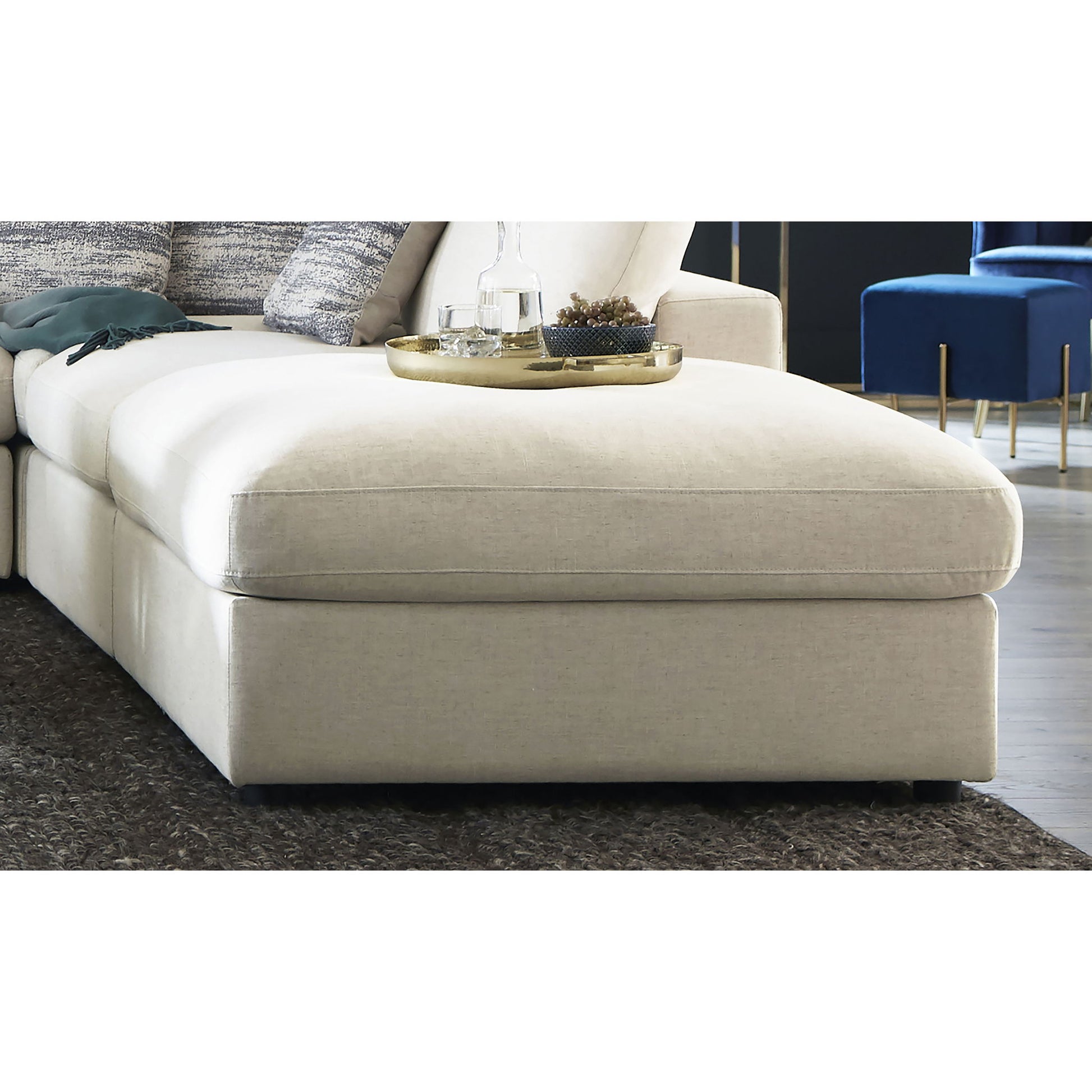 Duncan - Square Upholstered Ottoman Furniture Max