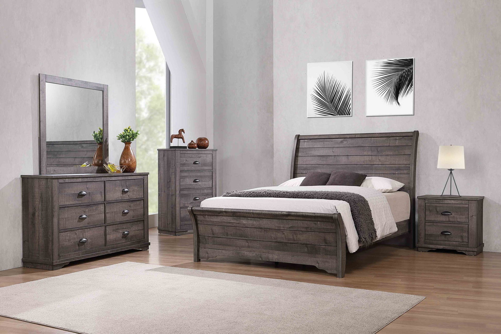 Coralee - Accent Chest Crown Mark