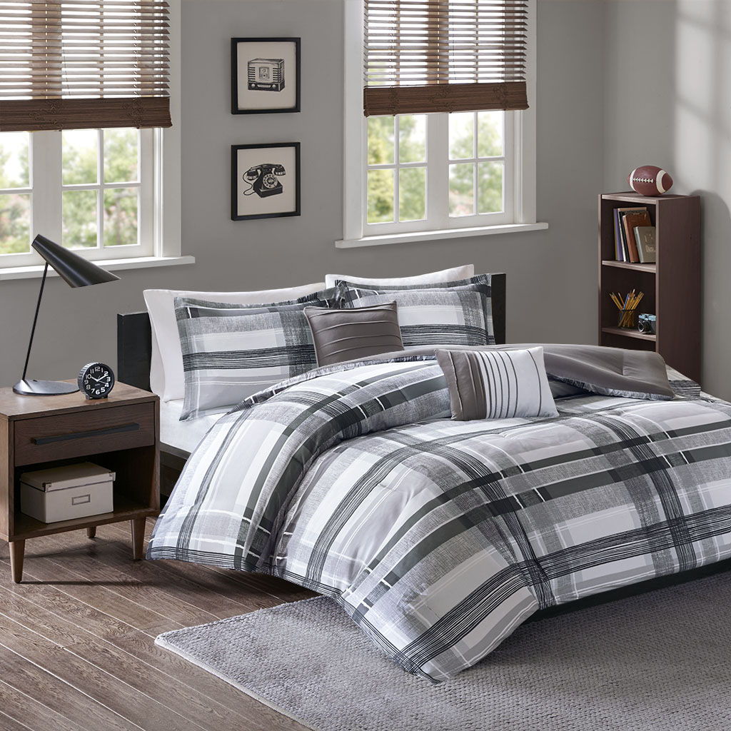 Rudy - Plaid Comforter Set - Black Intelligent Design
