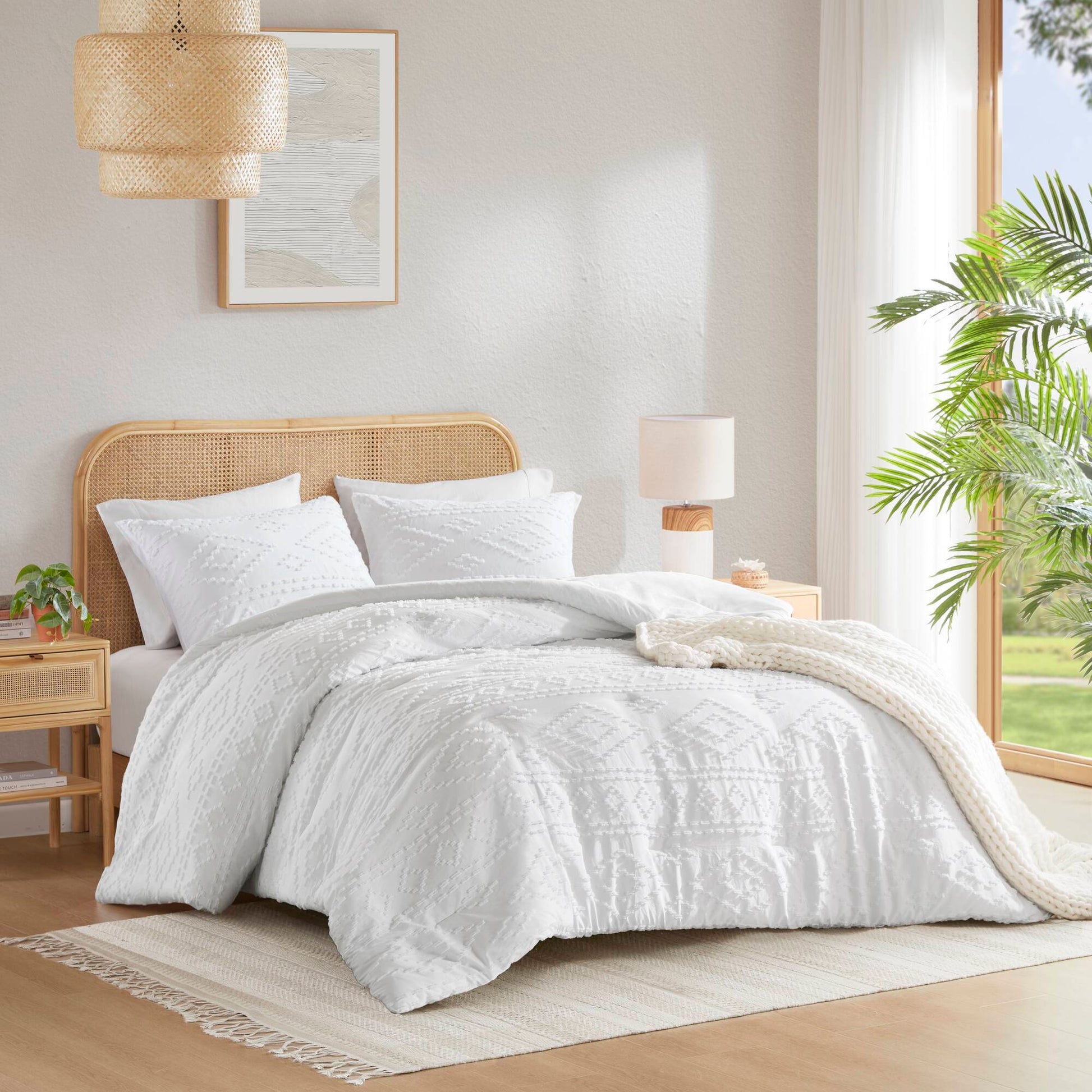 Gigi - Twin/Twin Long Comforter Mini Set - White Super Listing