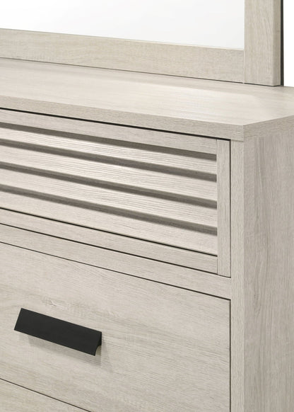 Sarter - Dresser Crown Mark