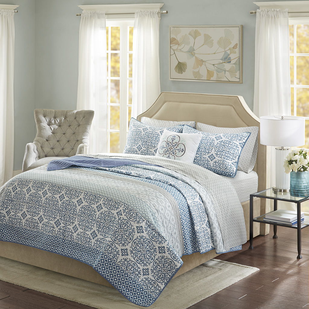 Sybil - Queen Complete Reversible Coverlet And Sheet Set - Blue