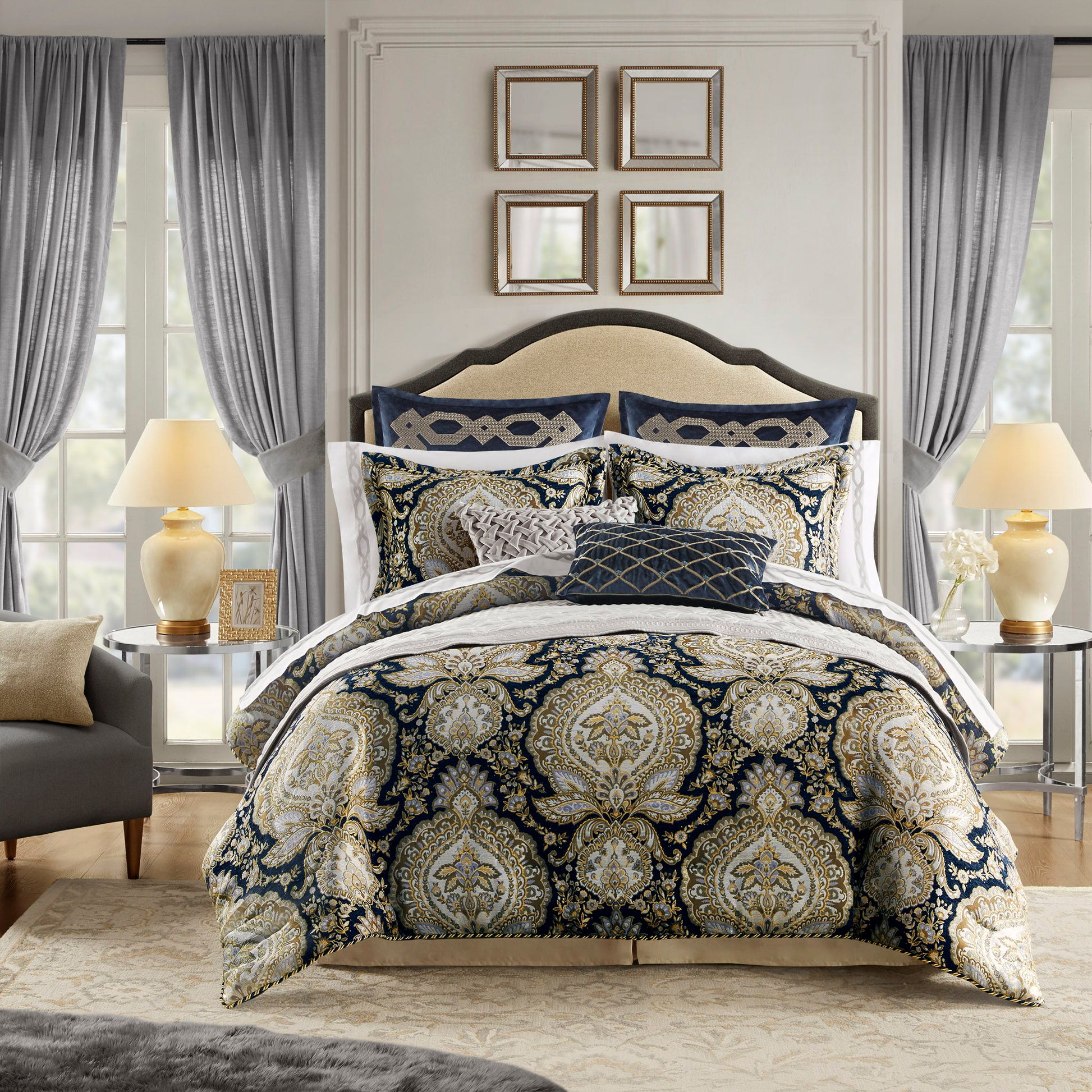 Valentina - 4 Piece King Comforter Set - Navy Croscill Classics