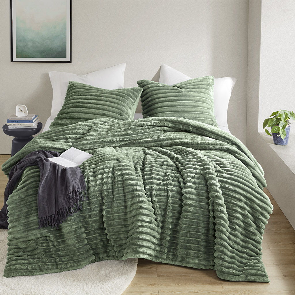 Avril - King/California King Fluffy Ribbed Plush Comforter Set - Green Super Listing