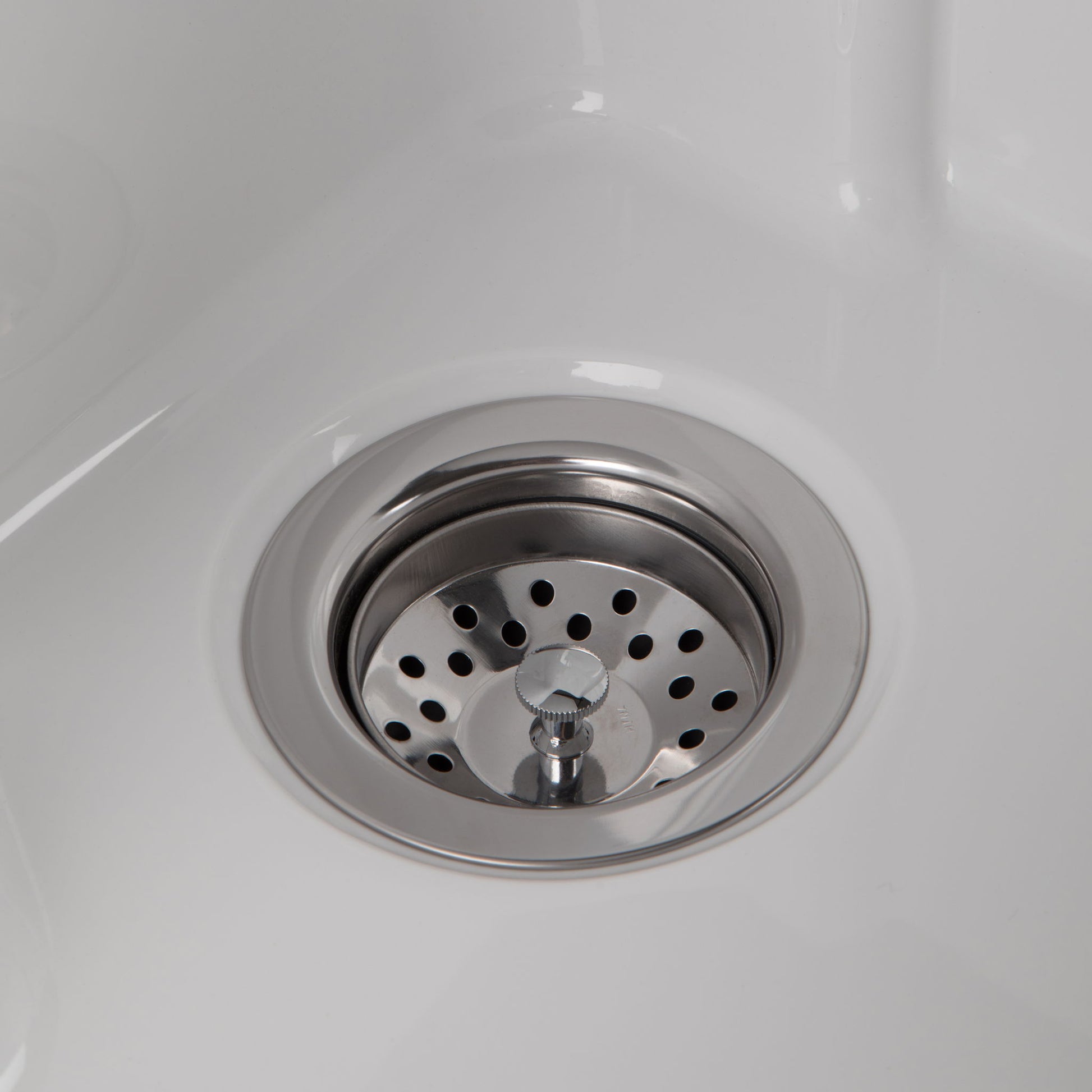 Maile - Laundry Cabinet With Pull-Out Faucet And Abs Sink - Pure White Simpli-Home