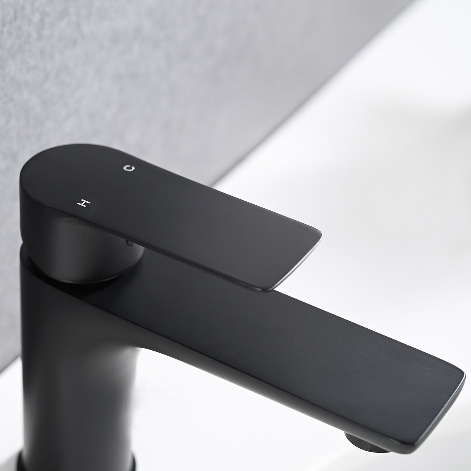 Modern Bathroom Sink Faucet Single Handle Brass Countertop Mount Daily Nest