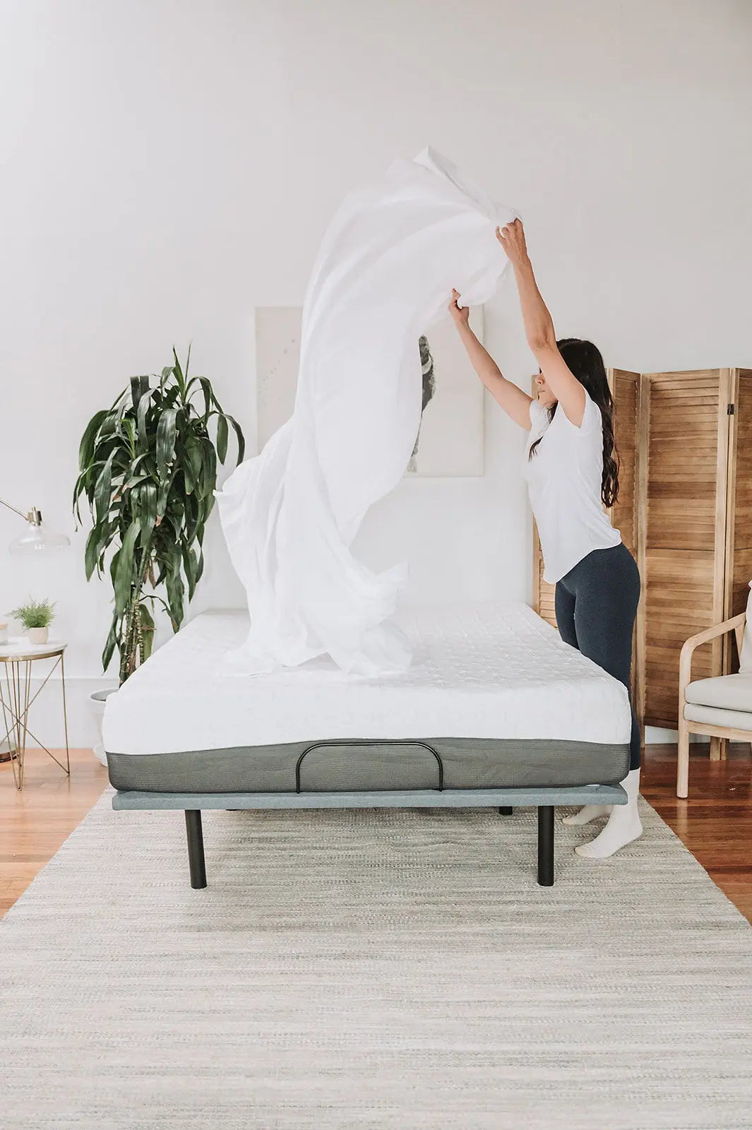 4 Piece Short Queen Brushed Microfiber Hypoallergenic Sheet Set - White Omne Sleep