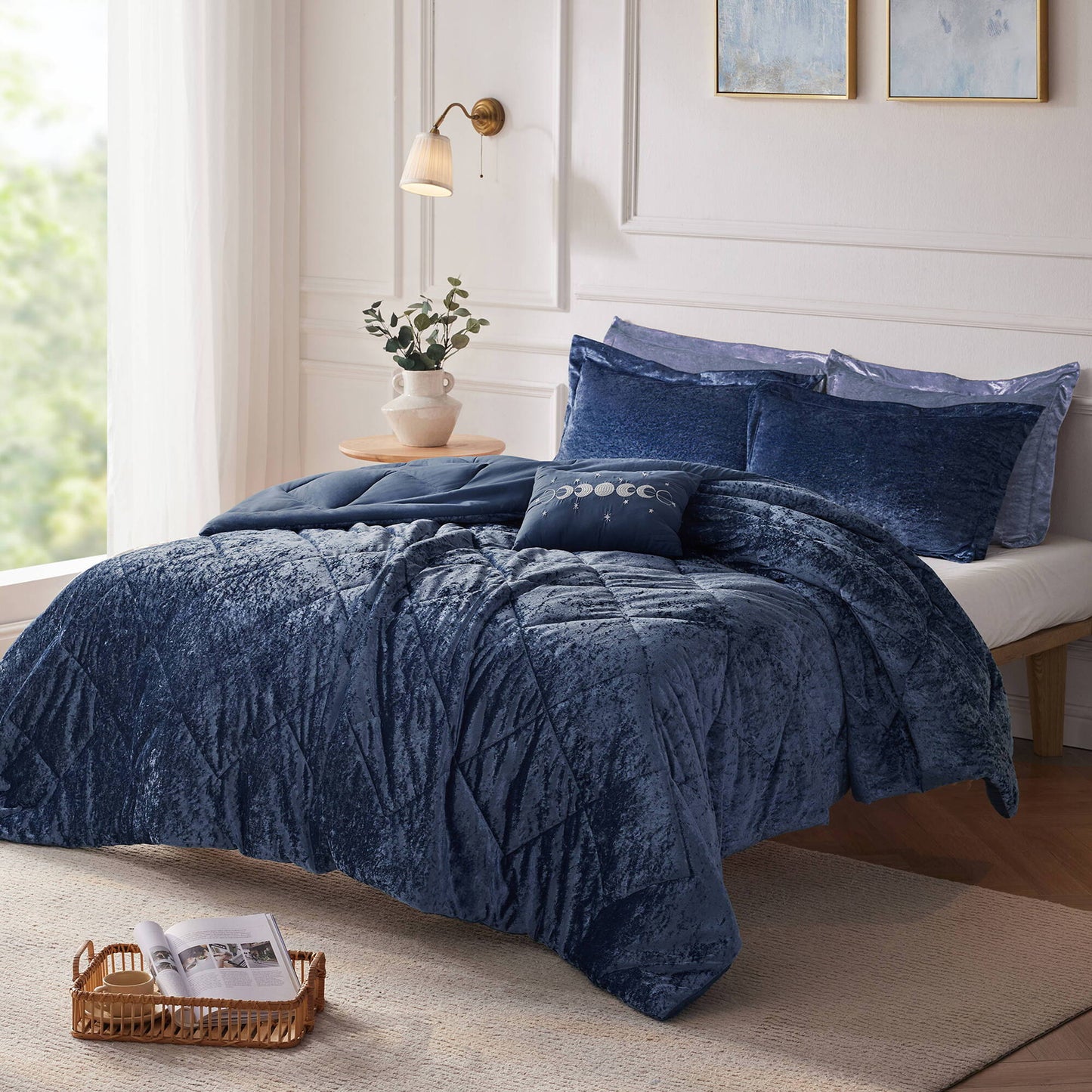 Felicia - King Comforter Set - Navy Intelligent Design