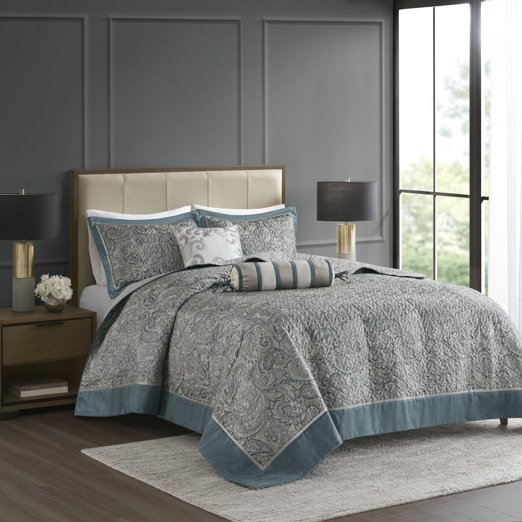 Aubrey - 5 Piece Queen Jacquard Bedspread Set With Throw Pillows - Blue