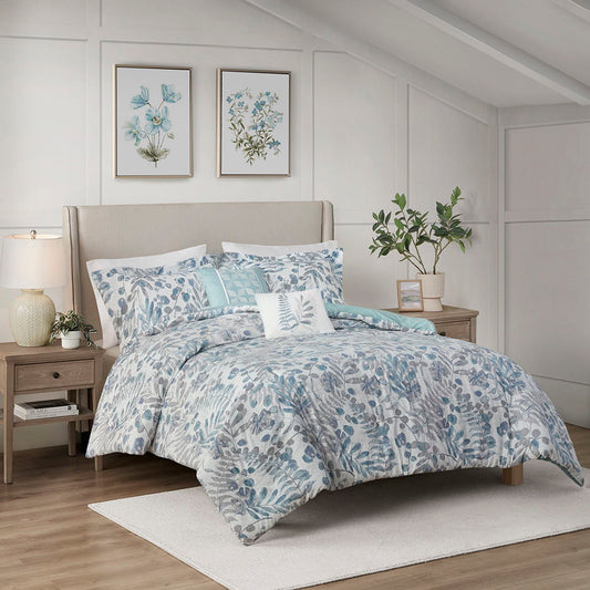 Bonnie - 5 Piece Botanical Floral Seersucker Duvet Cover Set - Light Blue