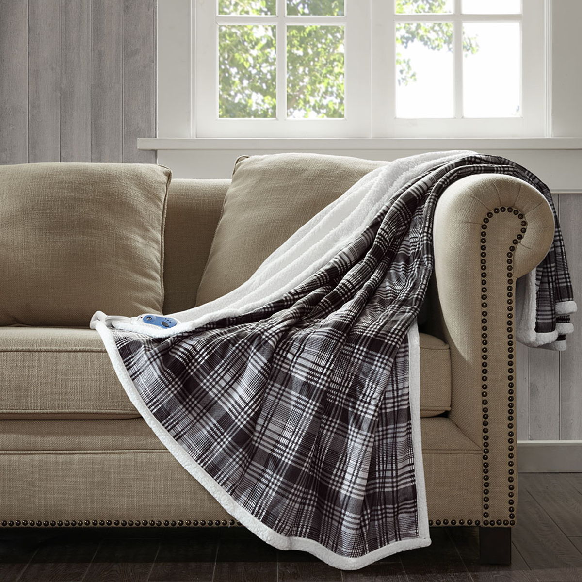 Tasha - Oversized Heated Throw - Gray