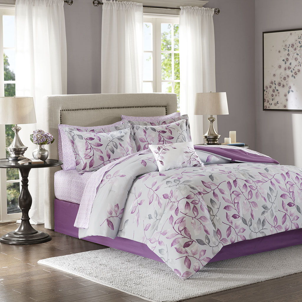 Lafael - King Complete Comforter And Sheet Set - Purple