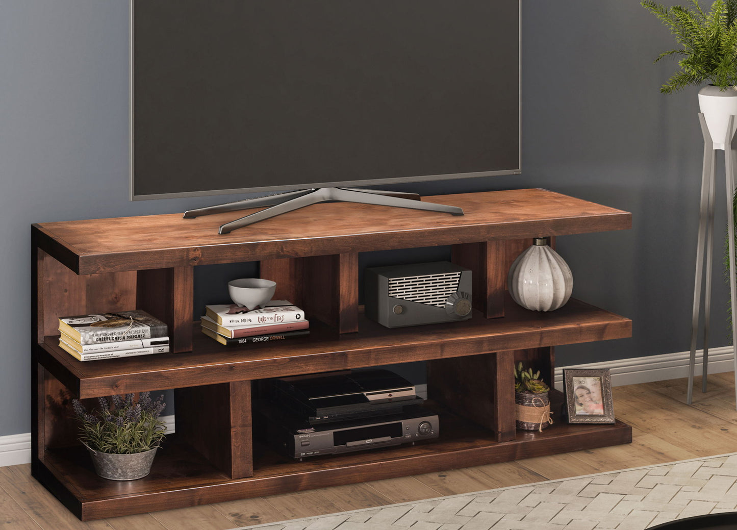 Sausalito - TV Stand Console For TVs Up To 70" - Whiskey Legends