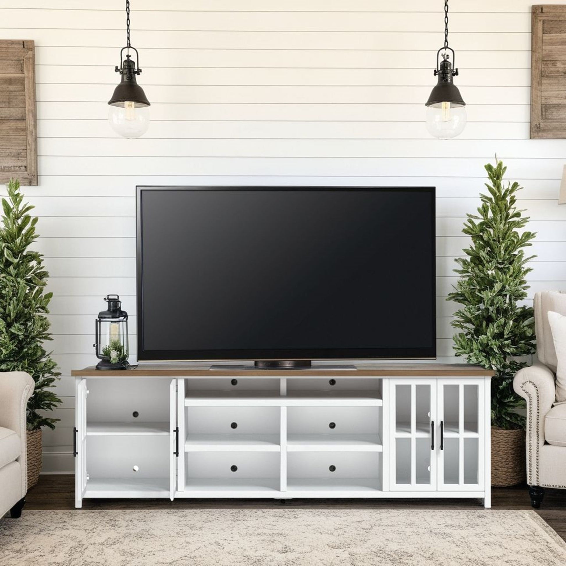 Hampton - TV Stand Console Legends