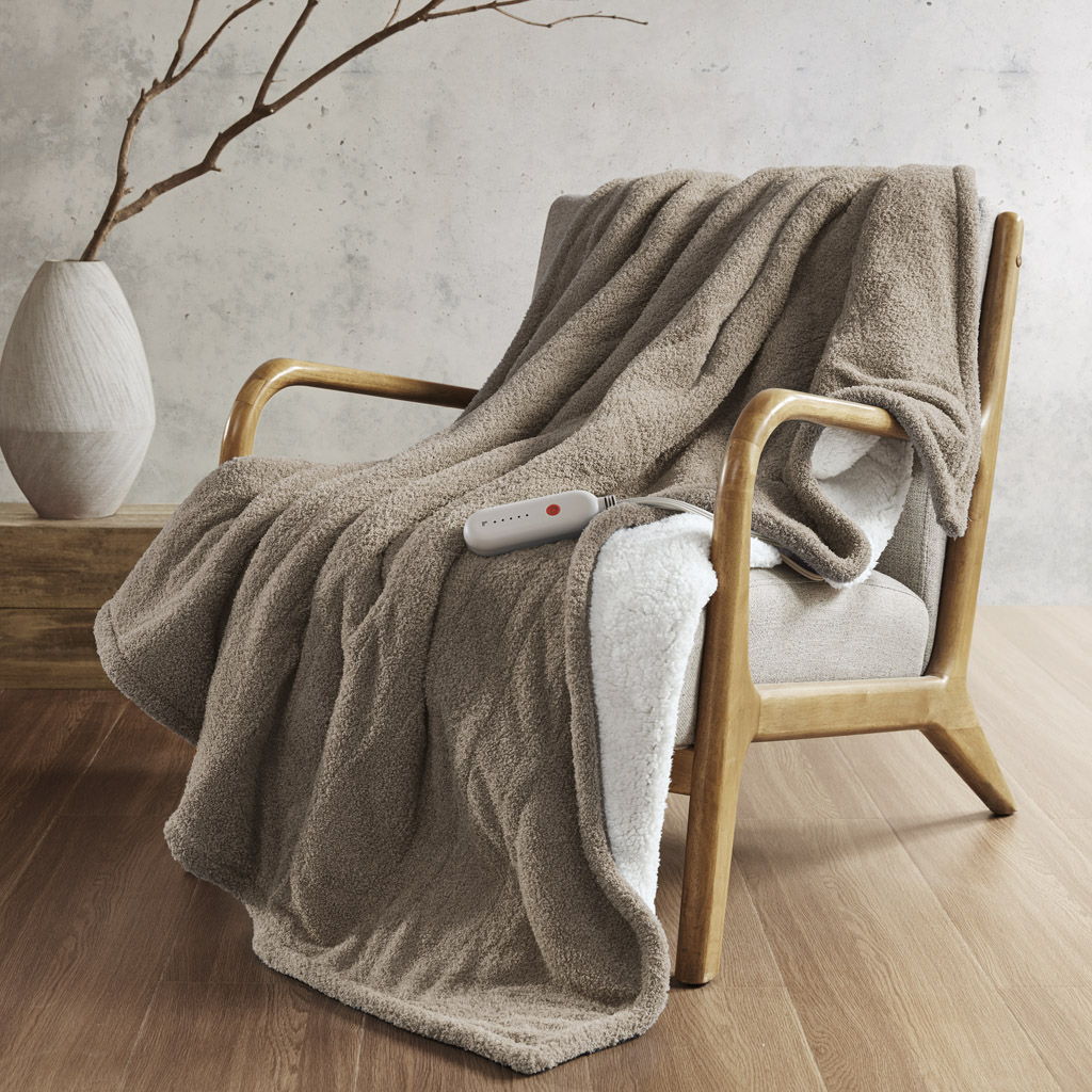 Amira - Dream Soft Heated Throw - Brown Sharper Image