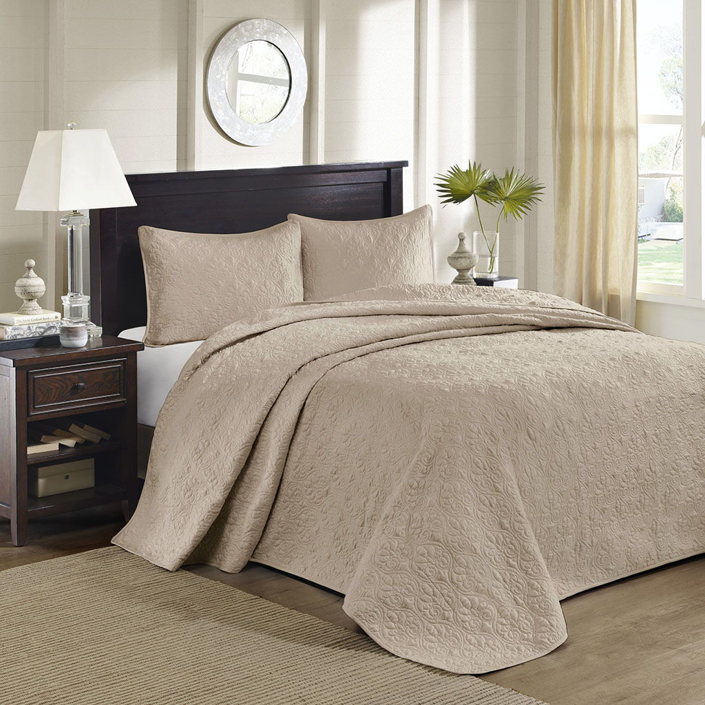 Quebec - Queen Reversible Bedspread Set - Khaki