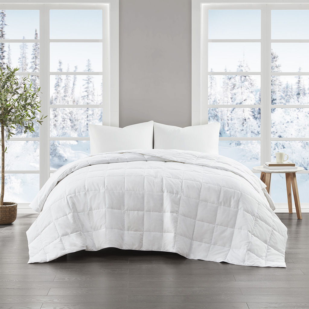 King Four Seasons Filling Blanket - White