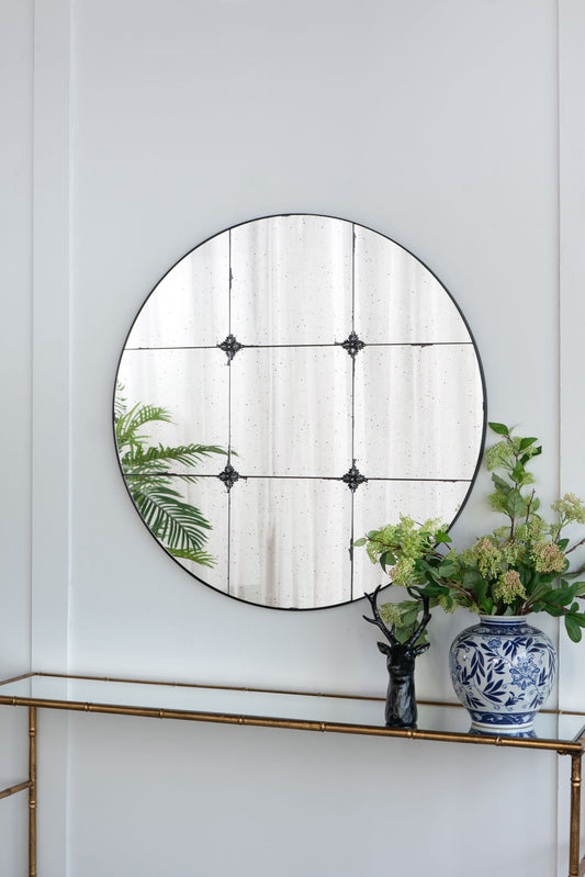 Traditional Decor Style Round Antique Glass Wall Mirror, Wall Decor For For Bathroom Entryway Console Lean Against Wall - Black Daily Nest