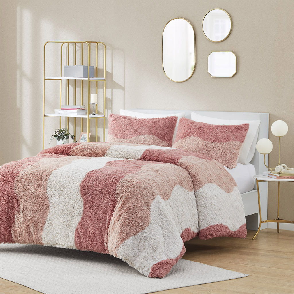Cassie - Twin Ombre Shaggy Faux Fur Comforter Set - Blush Multi Intelligent Design