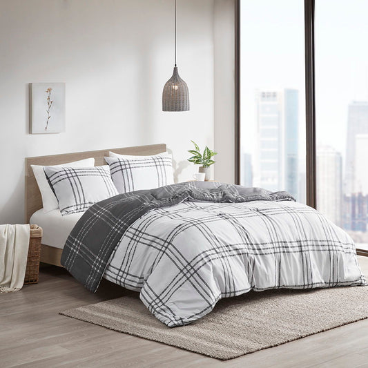 Pike - King 3 Piece Plaid Reversible Comforter Set - White / Gray