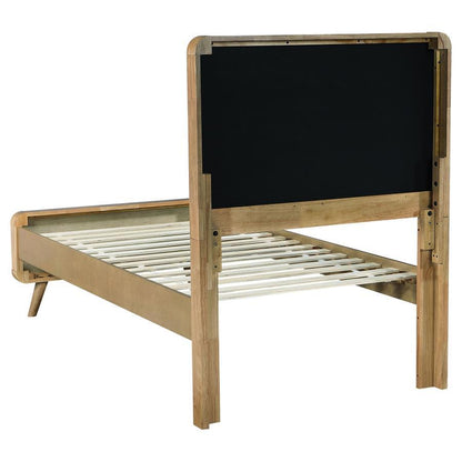 Robyn - Bedroom Set Coaster Fine Furniture
