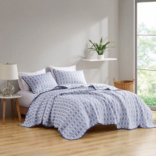 Harlow - 3 Piece Reversible Matelasse Coverlet Set - Blue