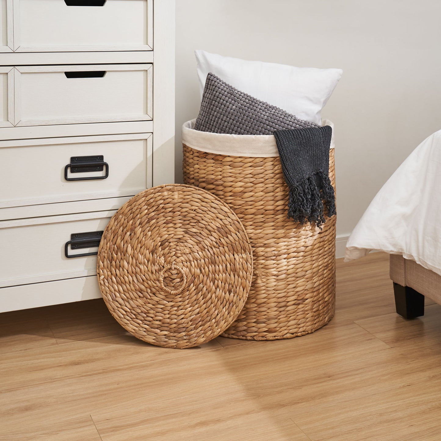 Round Tall Water Hyacinth Woven Wicker Laundry Hamper With Lid - For Clothes, Canvas, Toys And Book Storage With Removable Liner - 15" X 15" X 20" - Natural Brown Daily Nest