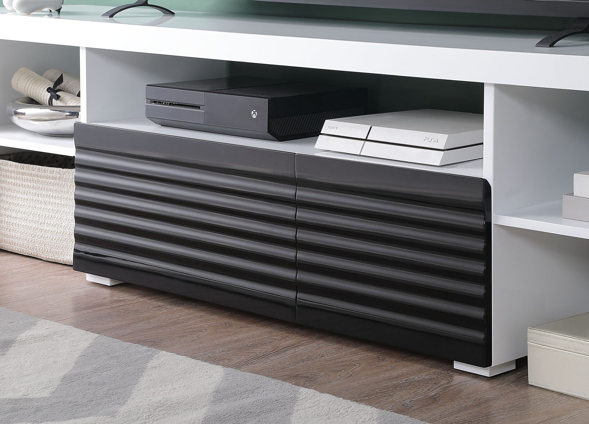 Buck II - High Gloss TV Stand - White / Black Acme