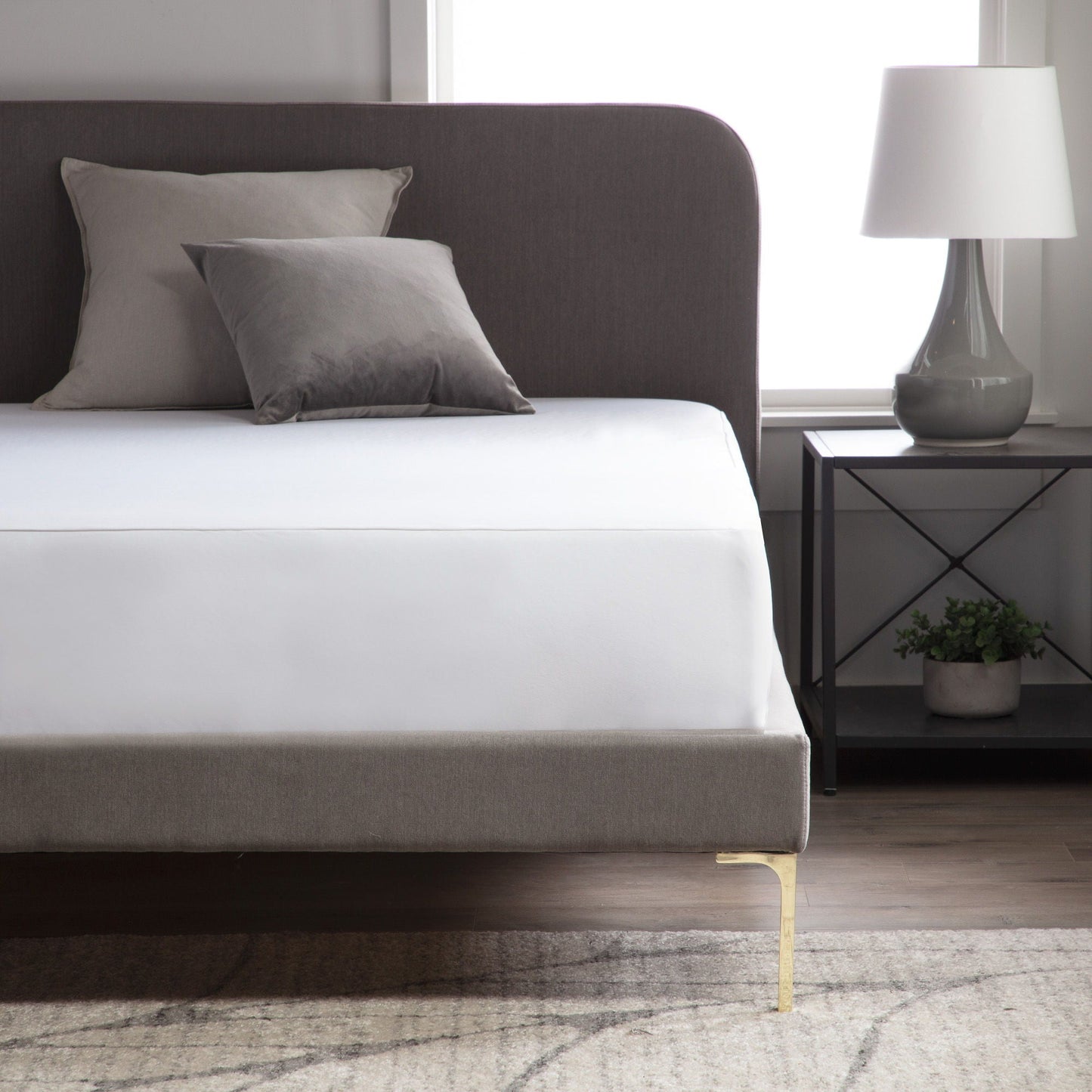 Weekender - Hotel-Grade 5-Sided Mattress Protector Weekender