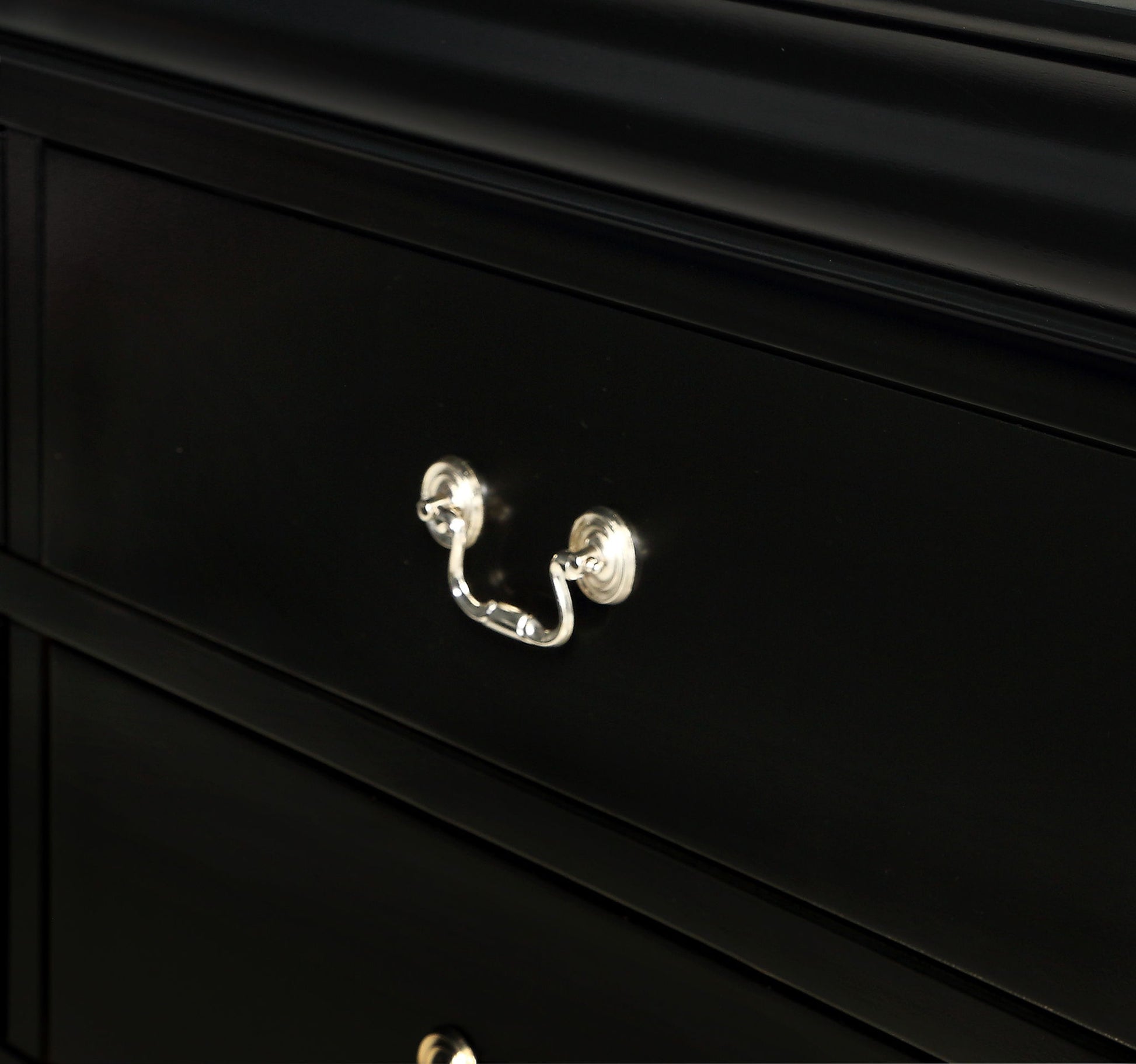 Louis Philip - Dresser Crown Mark