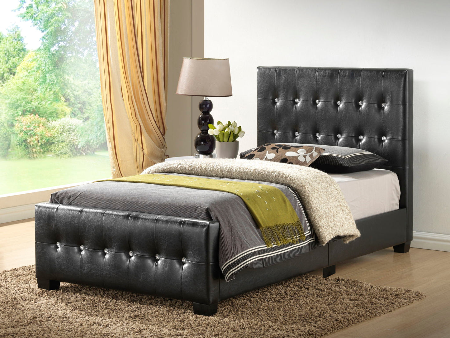 Stylish Transitional Bed Glory Furniture