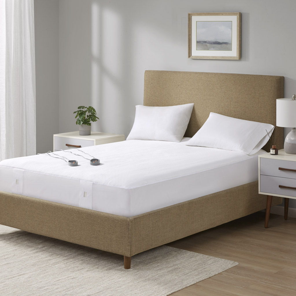 Cool Touch - California King Heated Mattress Pad - White Beautyrest