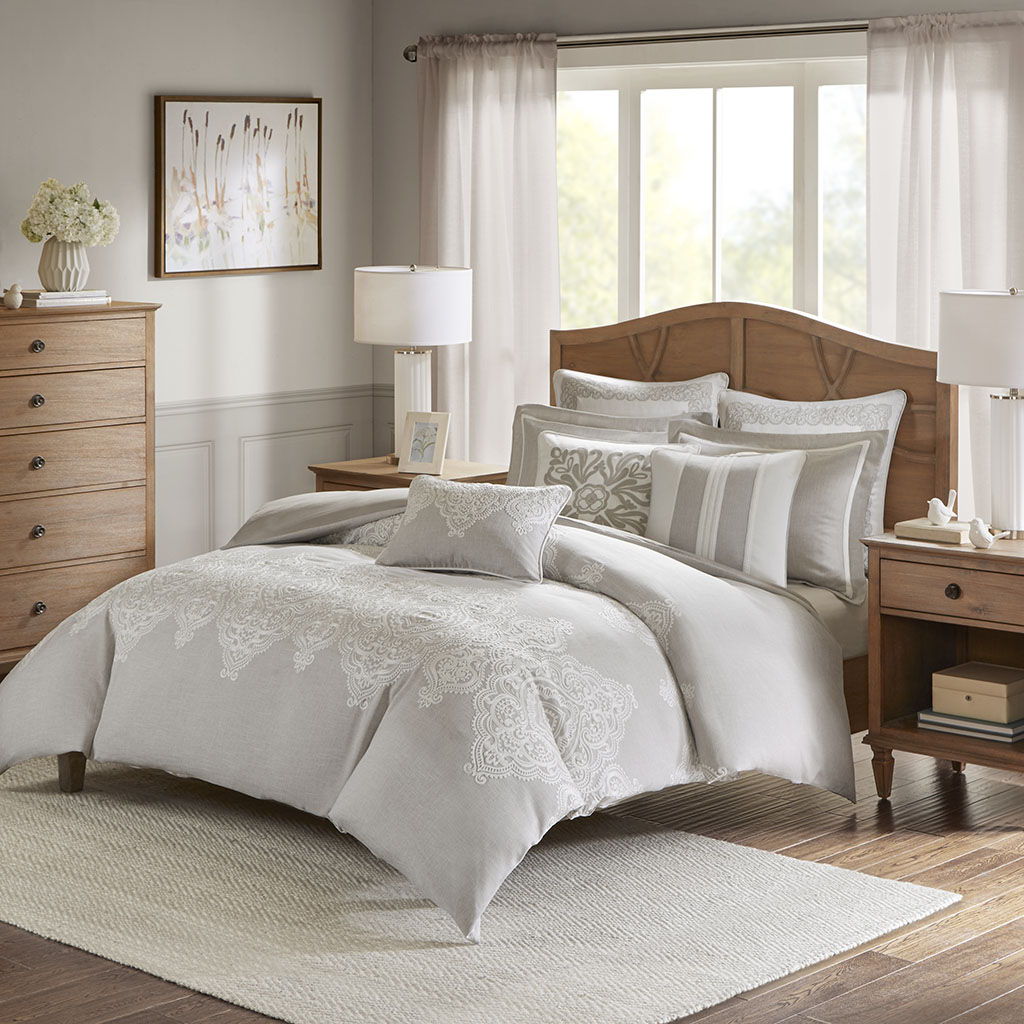 Barely There - Queen Comforter Set - Natural Madison Park Signature