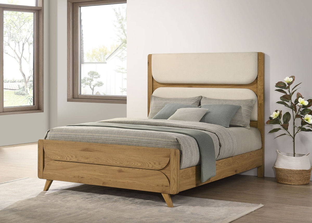 Bennett Upholstered Panel Bed Coaster