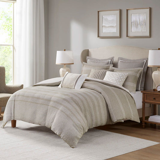 Carmel - 8 Piece Oversized Jacquard Comforter Set With Euro Shams And Throw Pillows - Natural/Beige