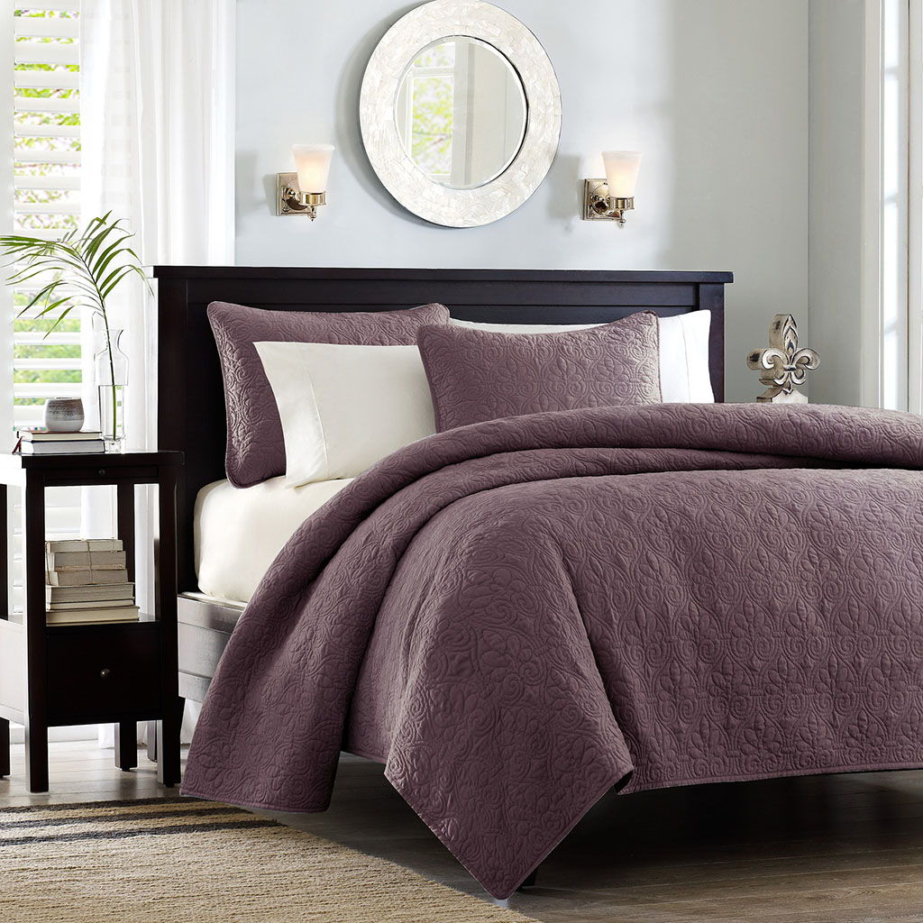 Quebec - King Reversible Coverlet Set - Purple